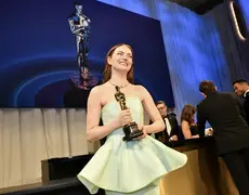Reação de Emma Stone a piada de Jimmy Kimmel durante o Oscar surpreende; veja vídeo