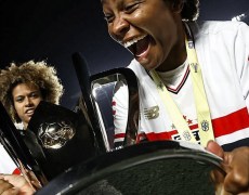 São Paulo quebra hegemonia do Corinthians e fatura Supercopa Feminina