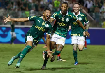 Palmeiras vence Botafogo-SP e fecha 1ª fase como melhor do Paulistão