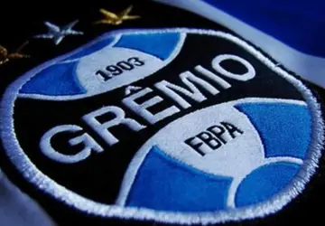 Presidente do Grêmio critica continuidade do Brasileiro com tragédia no Sul: 'Salvar vidas'