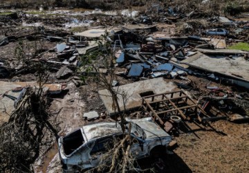 Com milhares de pessoas fora de casa e Guaíba em alta, RS planeja manter abrigos por meses