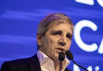 Ministro confirma que Argentina mandou ouro do banco central para o exterior