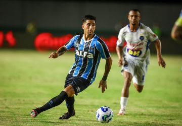 Grêmio bate São Raimundo nos pênaltis e segue na Copa do Brasil