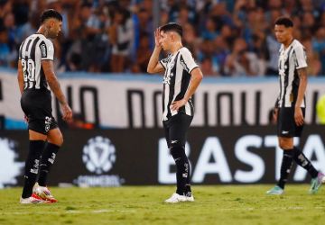 Botafogo perde para o Racing e se complica na Recopa Sul-Americana