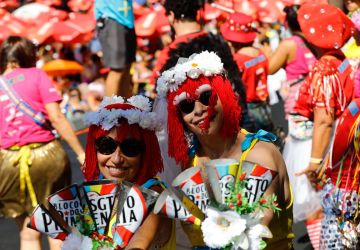 Sargento Pimenta leva multidão a Aterro do Flamengo ao som de Beatles