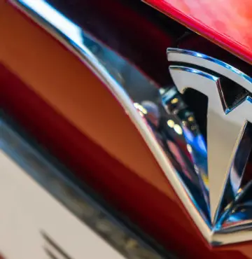 Acionistas da Tesla votam pacote salarial de Musk e mudança da empresa para o Texas