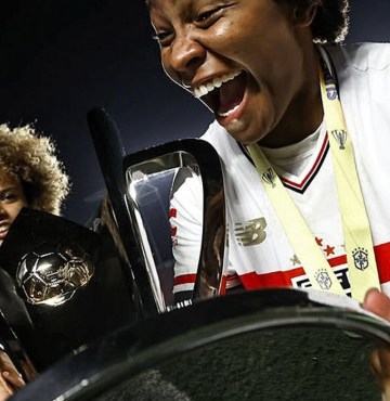 São Paulo quebra hegemonia do Corinthians e fatura Supercopa Feminina