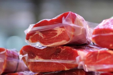 Brasil busca abrir mercado para carne bovina em visita de primeiro-ministro japonês