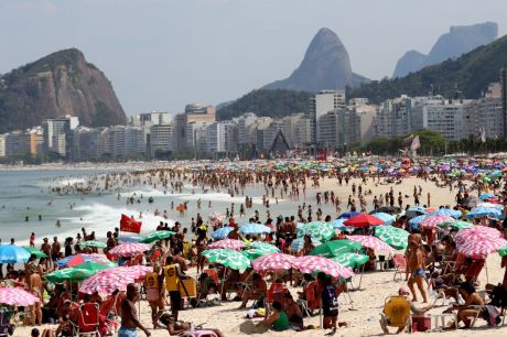 Justiça suspende Operação Verão na orla do Rio de Janeiro