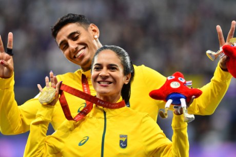 Brasil fecha campanha nas Paralimpíadas no Top 5 de medalhas