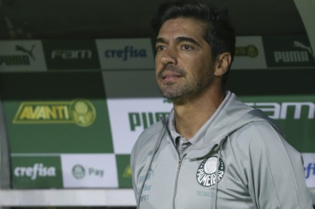 Vanderlan deve ser opção de Abel no Palmeiras em duelo com Vasco: 'Temos de estar preparados'