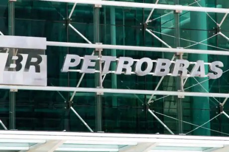 Com Petrobras e Vale, Ibovespa sobe 0,17%, aos 132 mil pontos