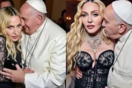 Madonna compartilha montagens em que aparece dando chamego no papa