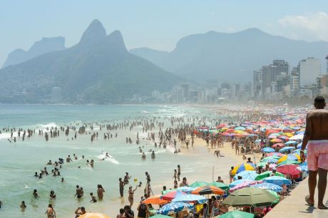 Turistas brasileiros injetarão R$ 148 bi na economia durante o verão