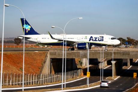 Azul e Gol assinam acordo para avaliar fusão entre as aéreas