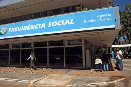 Fila do INSS cresceu 46,6% durante greve do órgão