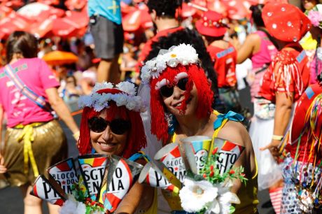 Sargento Pimenta leva multidão a Aterro do Flamengo ao som de Beatles