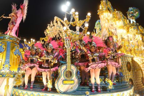 Seis escolas voltam hoje ao Sambódromo do Rio para desfile das campeãs