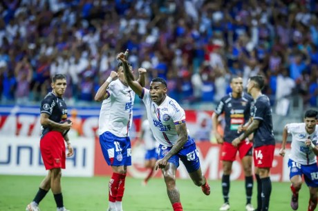 Bahia vence e alcança a fase de grupos da Copa Libertadores