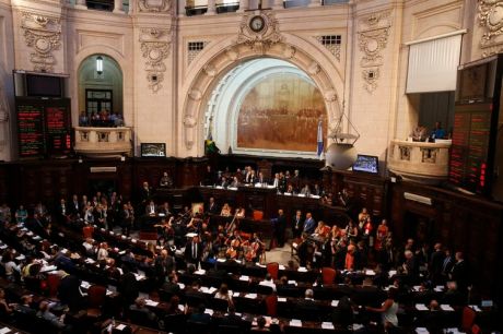 Alerj celebra 50 anos com visita teatralizada no Palácio Tiradentes